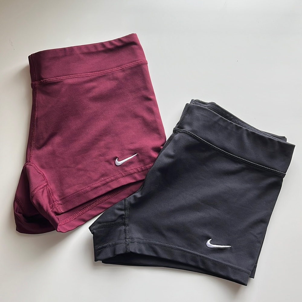 Nike Performance Women's Game Volleyball Shorts in Black and Maroon